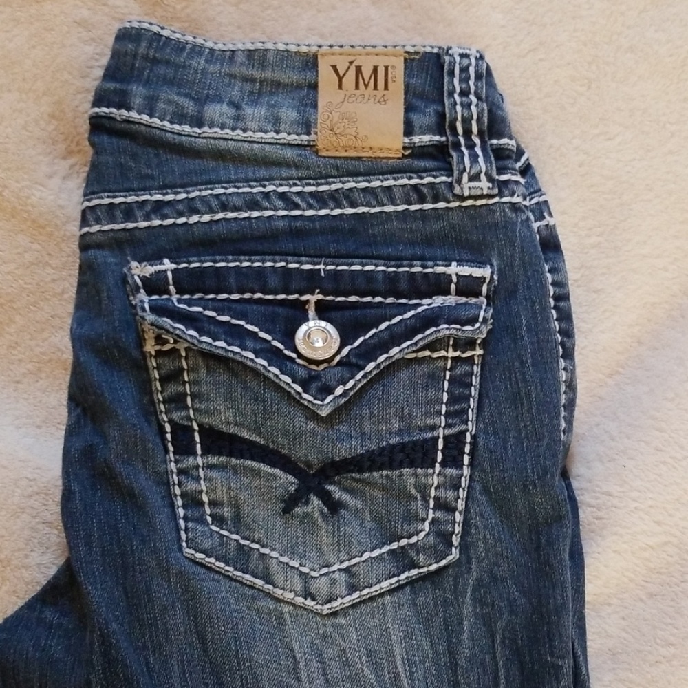 Jeans - Picture 3 of 4
